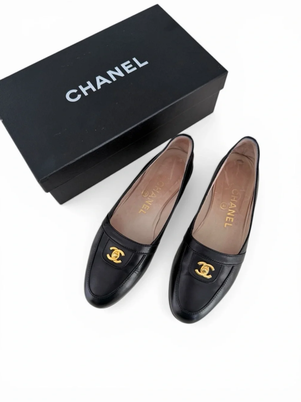 CHANEL CC TURNLOCK Logo Black Leather Loafers | EU 37 | Rare | 24K Gold Plated - Picture 4 of 13